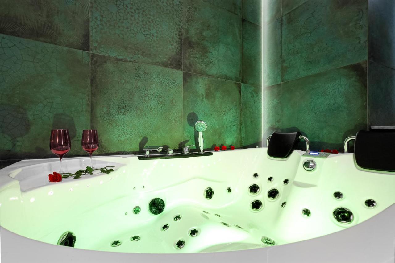 Jacuzzi & Bike Apartment, 克拉科夫 外观 照片