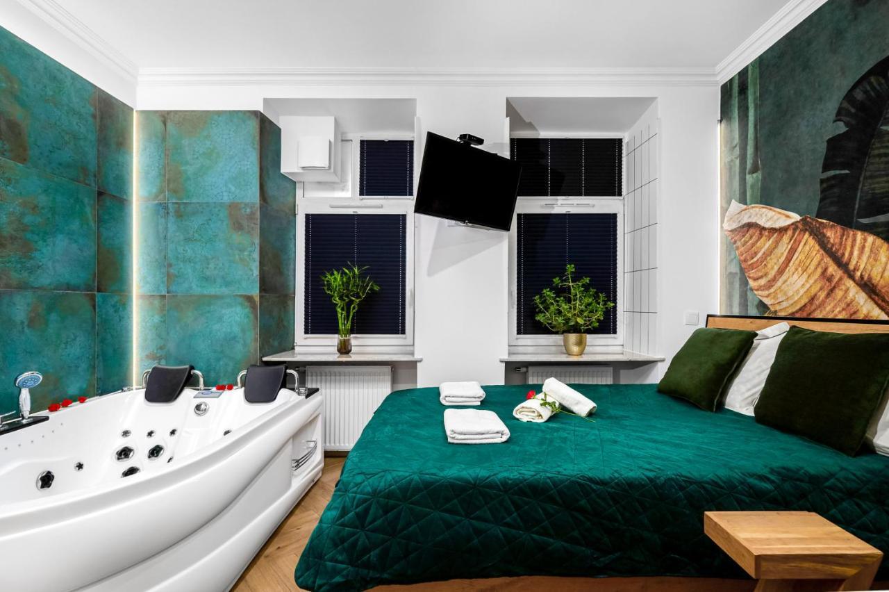 Jacuzzi & Bike Apartment, 克拉科夫 外观 照片